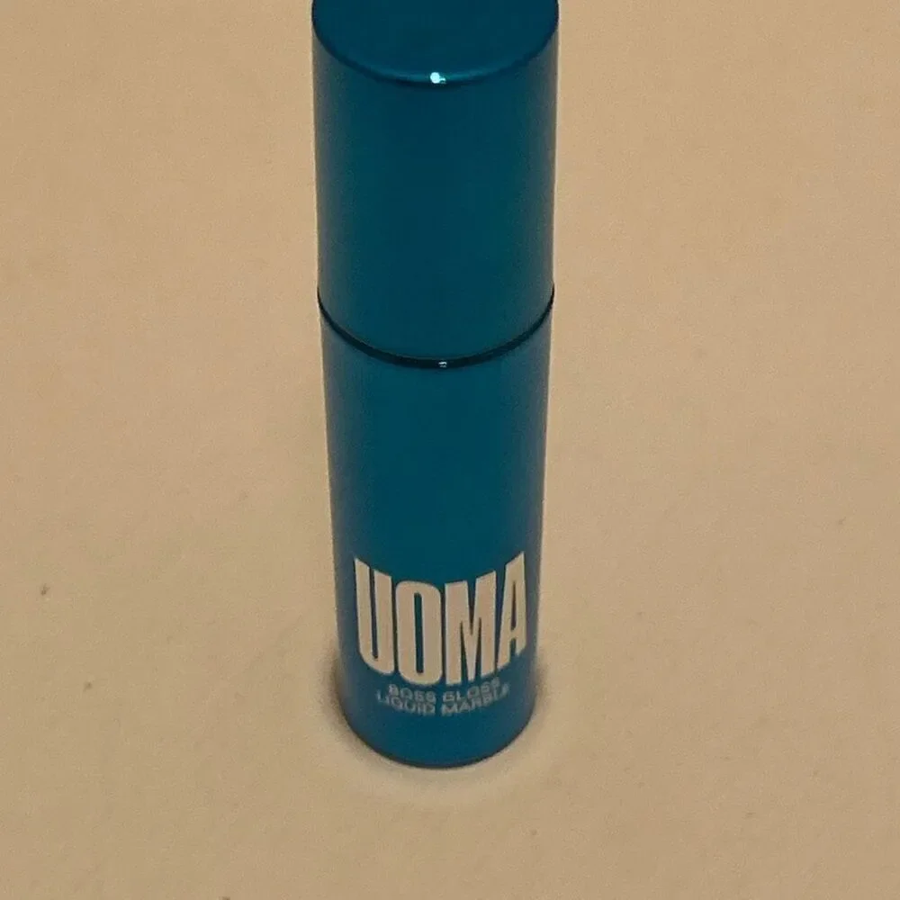 UOMA Beauty Boss Liquid Marble Lip Gloss Shade Cray Cray Magenta New